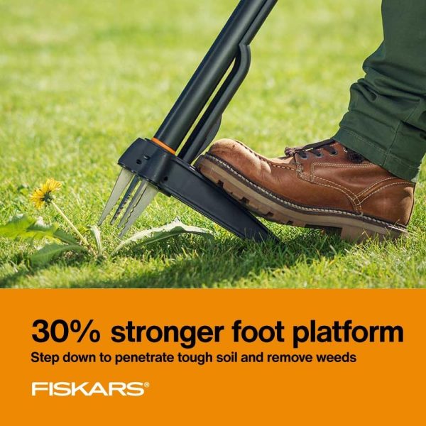 Fiskars 4-Claw Stand Up Weed Puller Tool, Gardening Hand Weeding Tool with 39" Long Ergonomic Handle with Easy-Eject Mechanism - Image 7